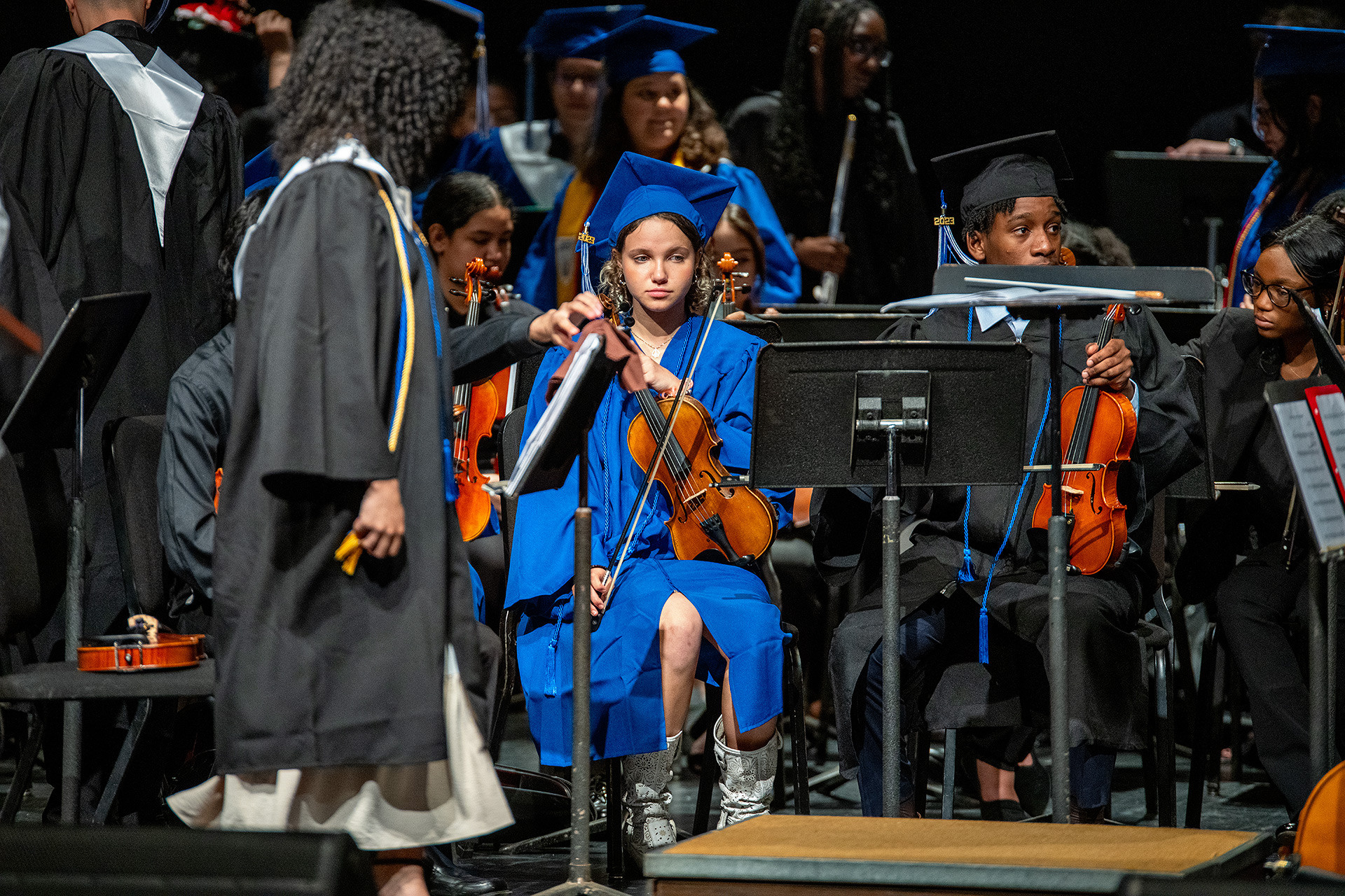 Best Wedding Photographer NYC | Emin Kuliyev | Top 10 Worldwide | Candid & Documentary Style | Prices in Manhattan & New York City. Emin Kuliyev — Award-Winning Wedding Photojournalist NYC & USA | Best Wedding Photographer Known for Candid, Timeless Moments