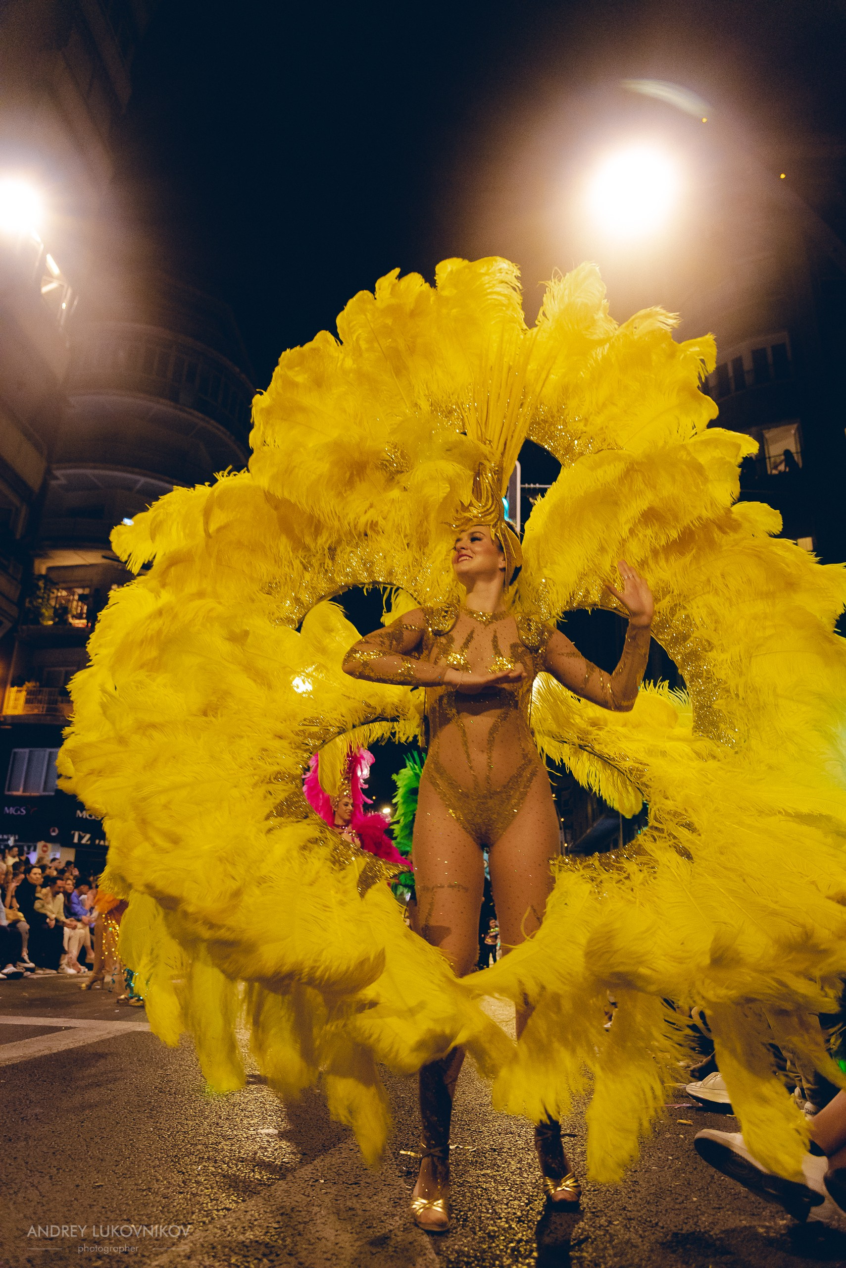 Photo report from the night carnival in Murcia | Reportage photographer Andrey Lukovnikov