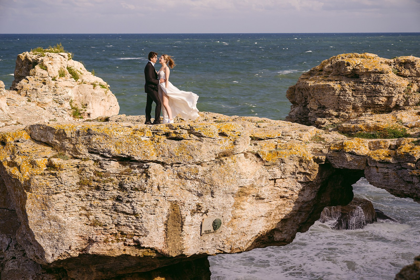 Iuliana & Dragos. Fotograf nunta Constanta