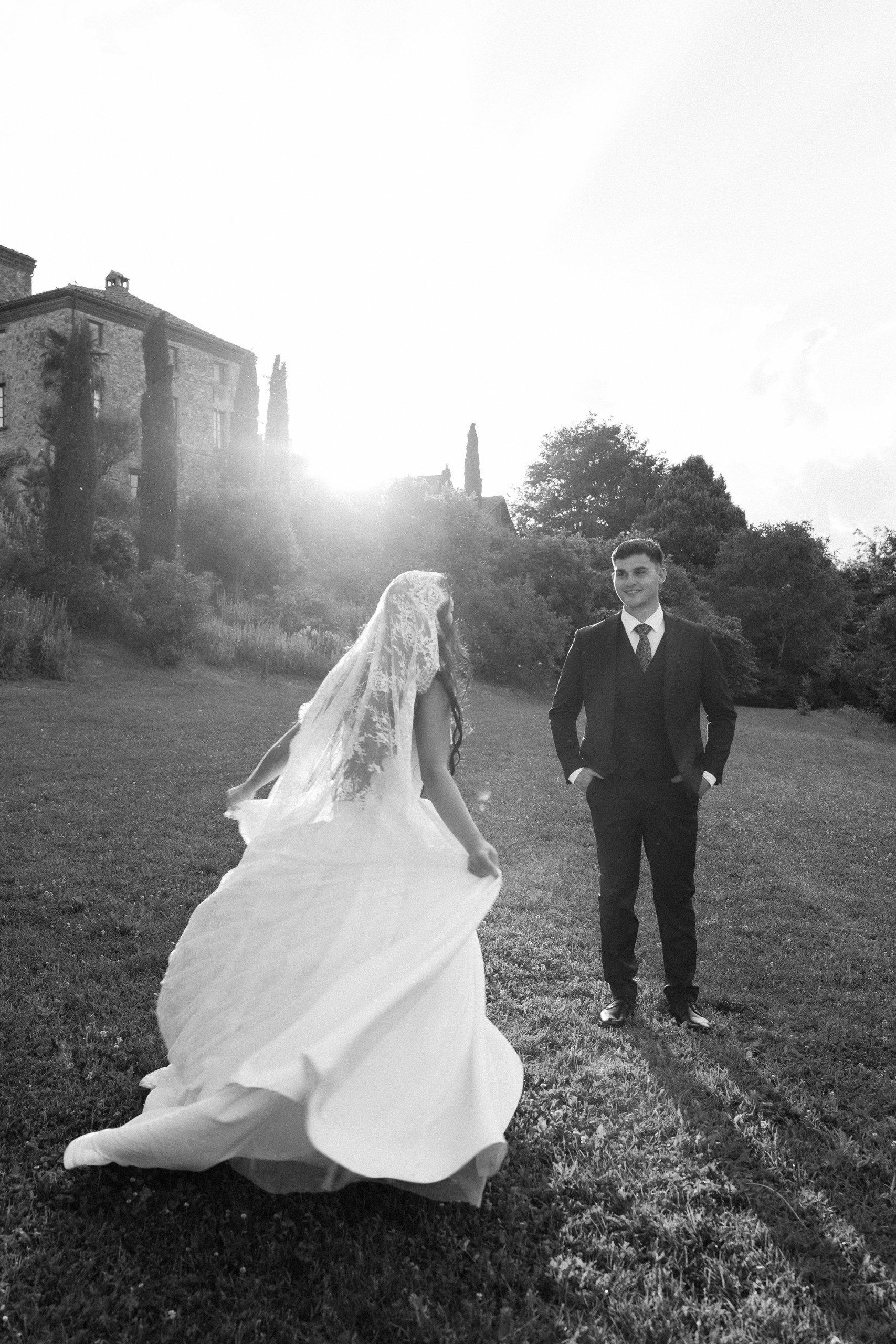Investment. Sara Luca Wedding Photographer in Italy and Europe