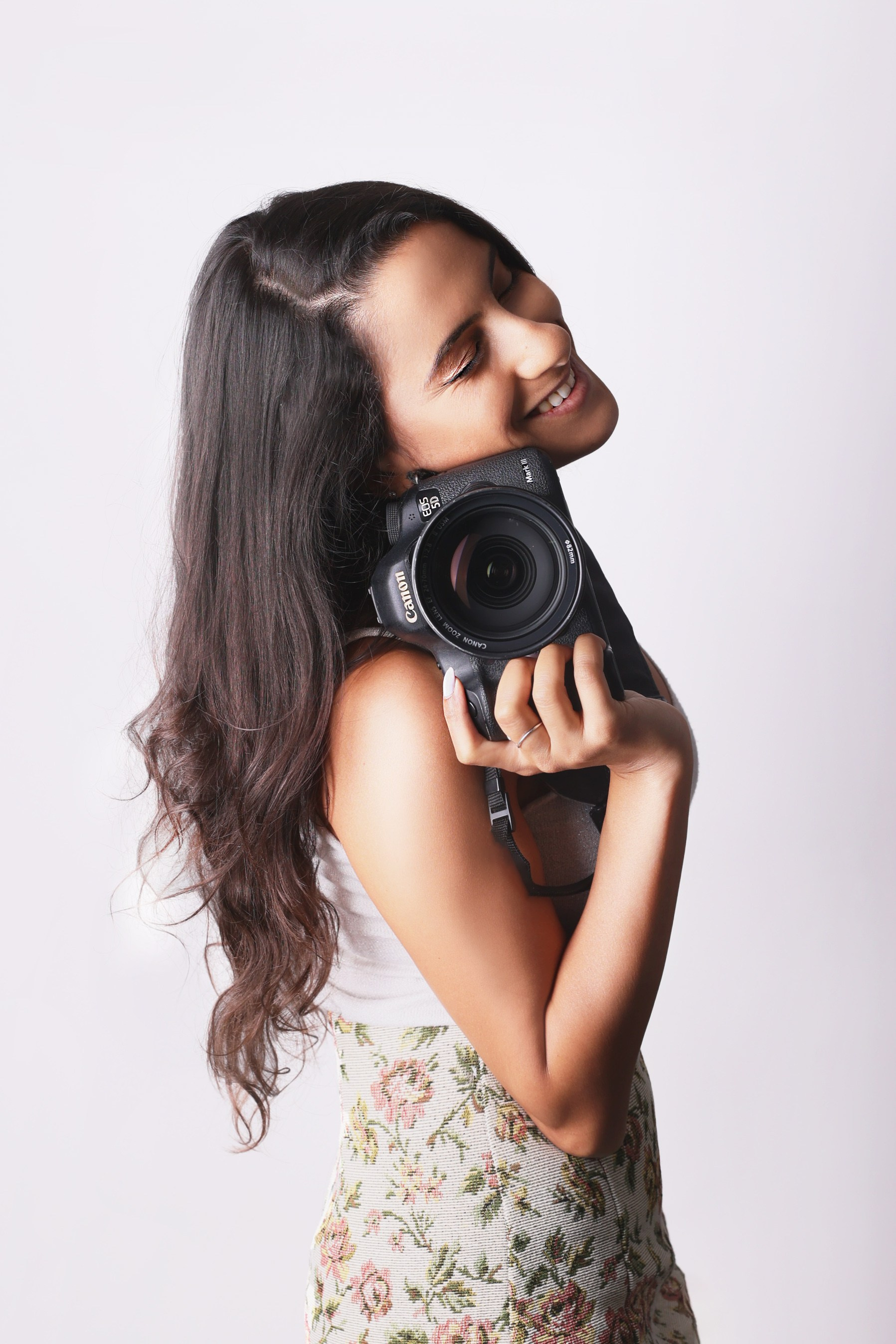 צור קשר. דף בית