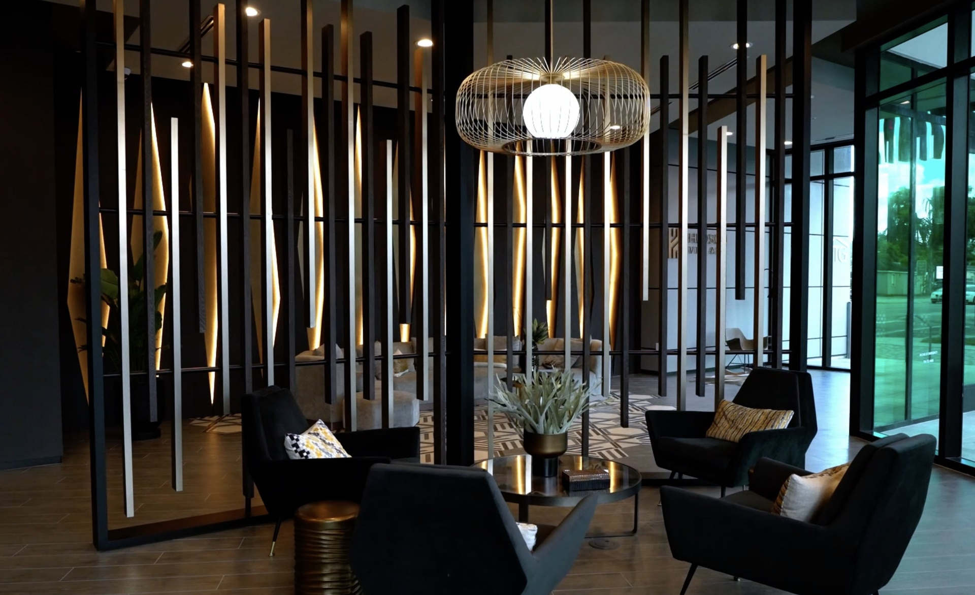 MASTER SHOT CREATIVE