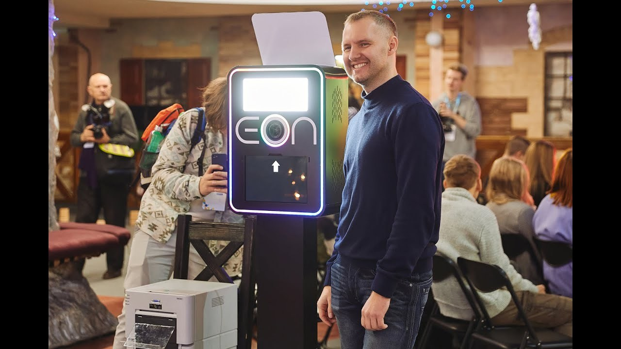 EON Фотобокс (Фотобудка / Photo Box). Аренды интерактивных фотозон в Харькове
