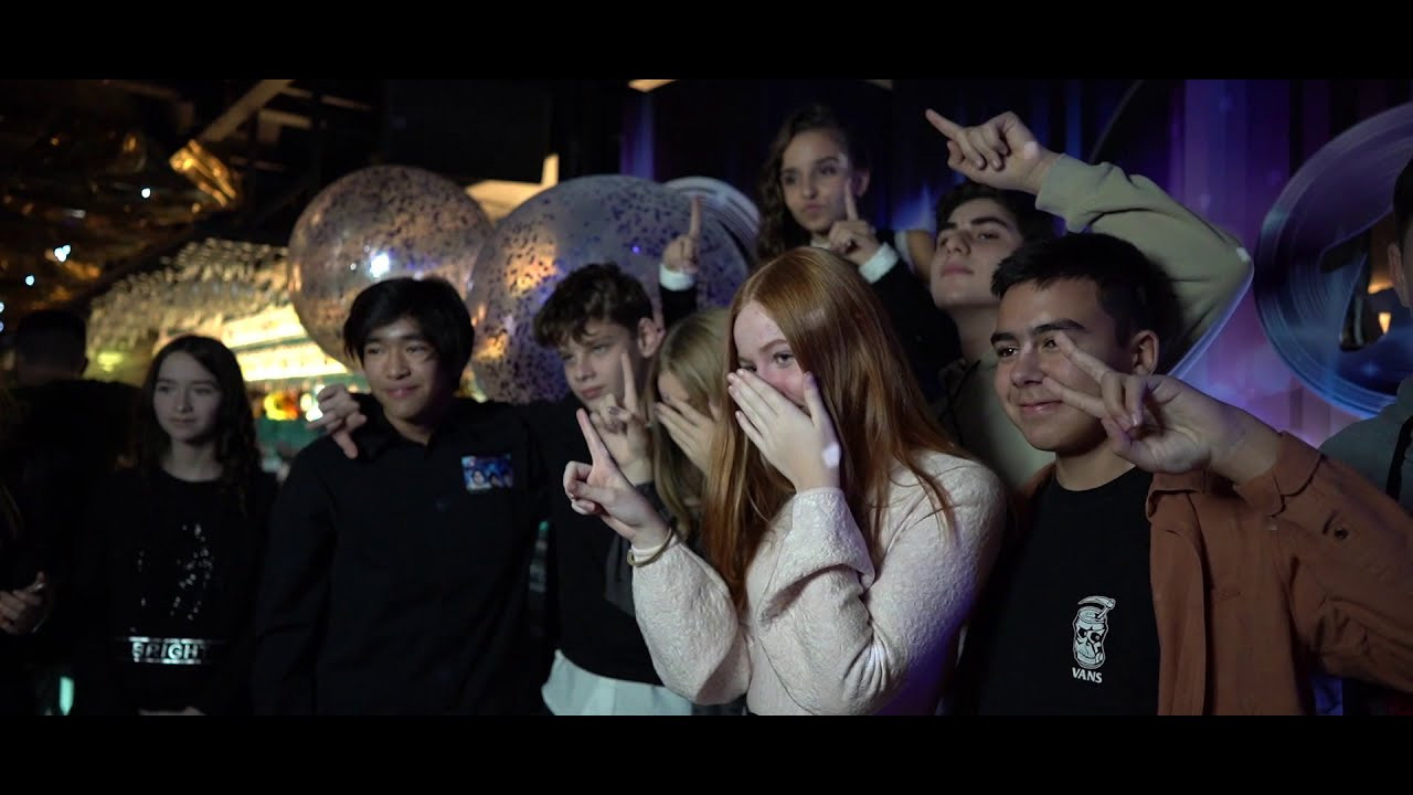 Селфи зеркало. Аренды интерактивных фотозон в Харькове