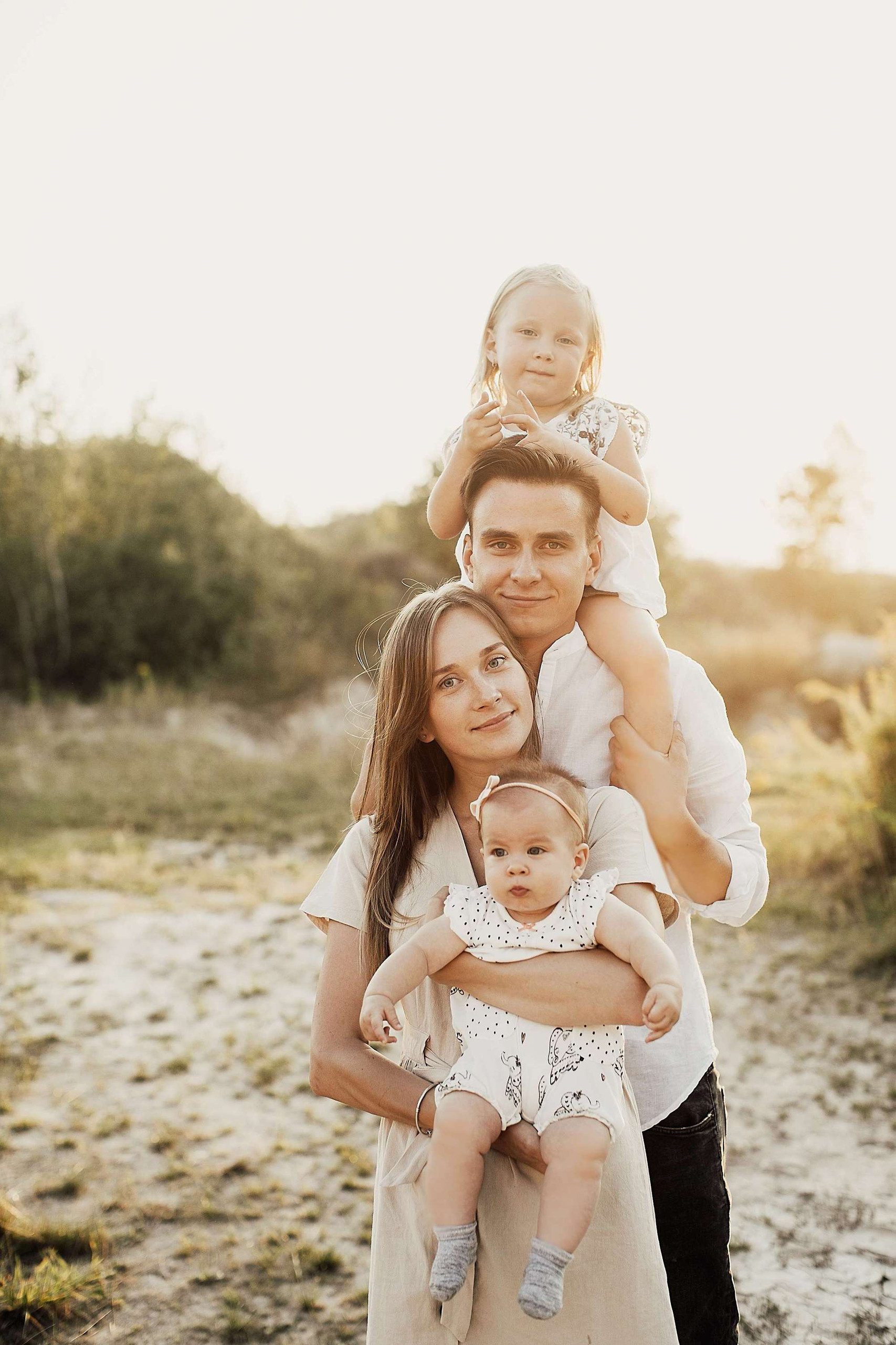 Мишко, Яна, Еля і Міра