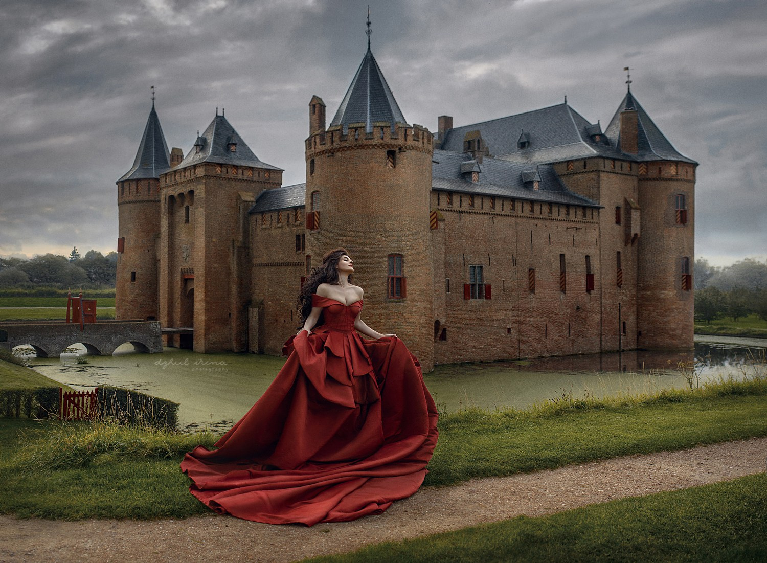 MUIDERSLOT. Art photographer in Amsterdam, the Netherlands Irina Dzhul