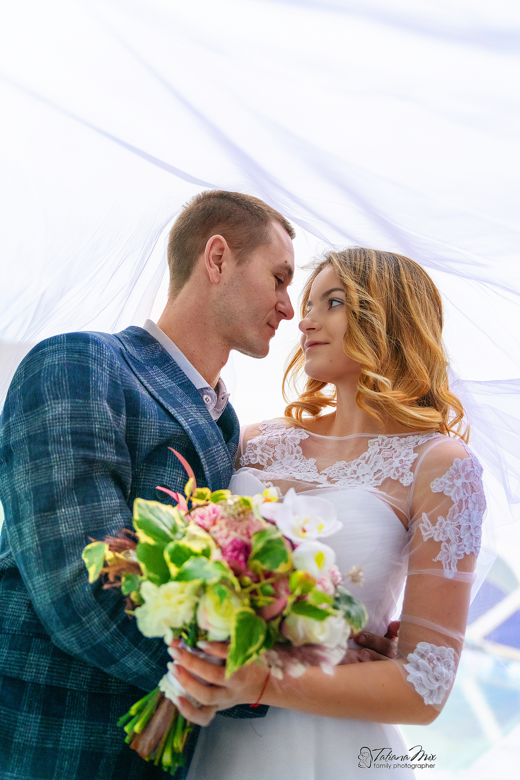 свадебная фотосессия  для двоих в Испании в  Городе искусств и наук