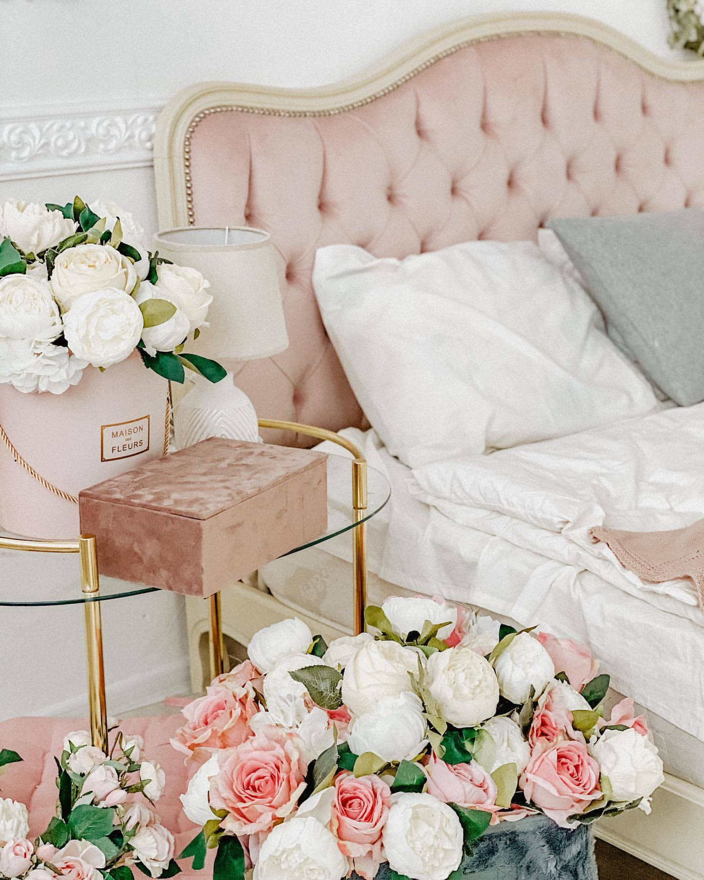 О фотосессиях в студии. Семейный фотограф Великодолинское