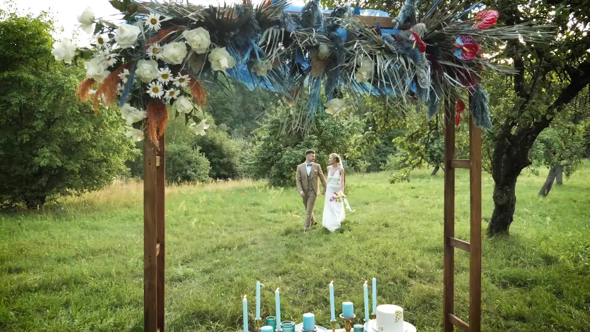 Filmai. Vestuvių VIDEO ir FOTO komanda