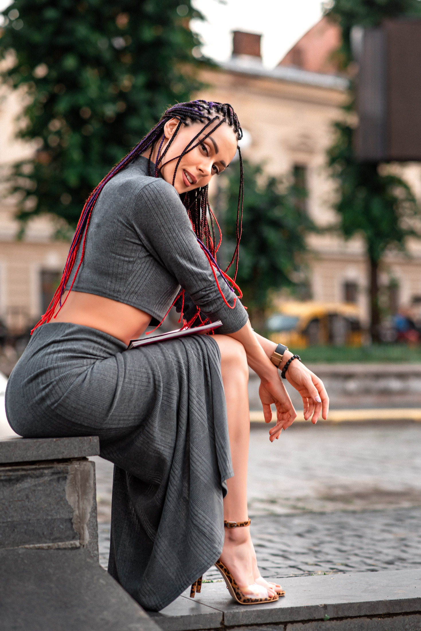 Індивідуальні зйомки та репортаж подій. Предметний фотограф Чернівці для інтернет магазину, сайту, каталогу, контент для бізнесу