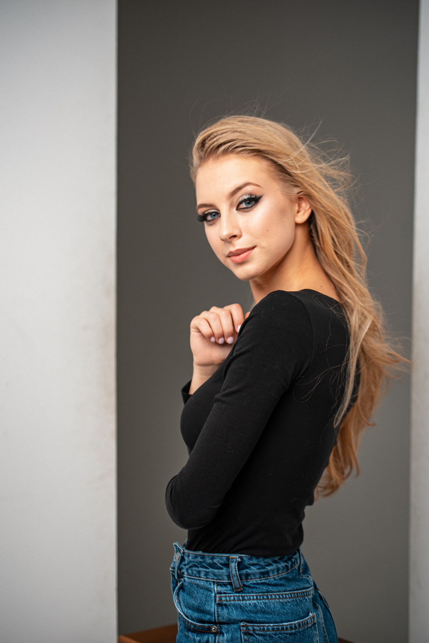 Індивідуальні зйомки та репортаж подій. Предметний фотограф Чернівці для інтернет магазину, сайту, каталогу, контент для бізнесу