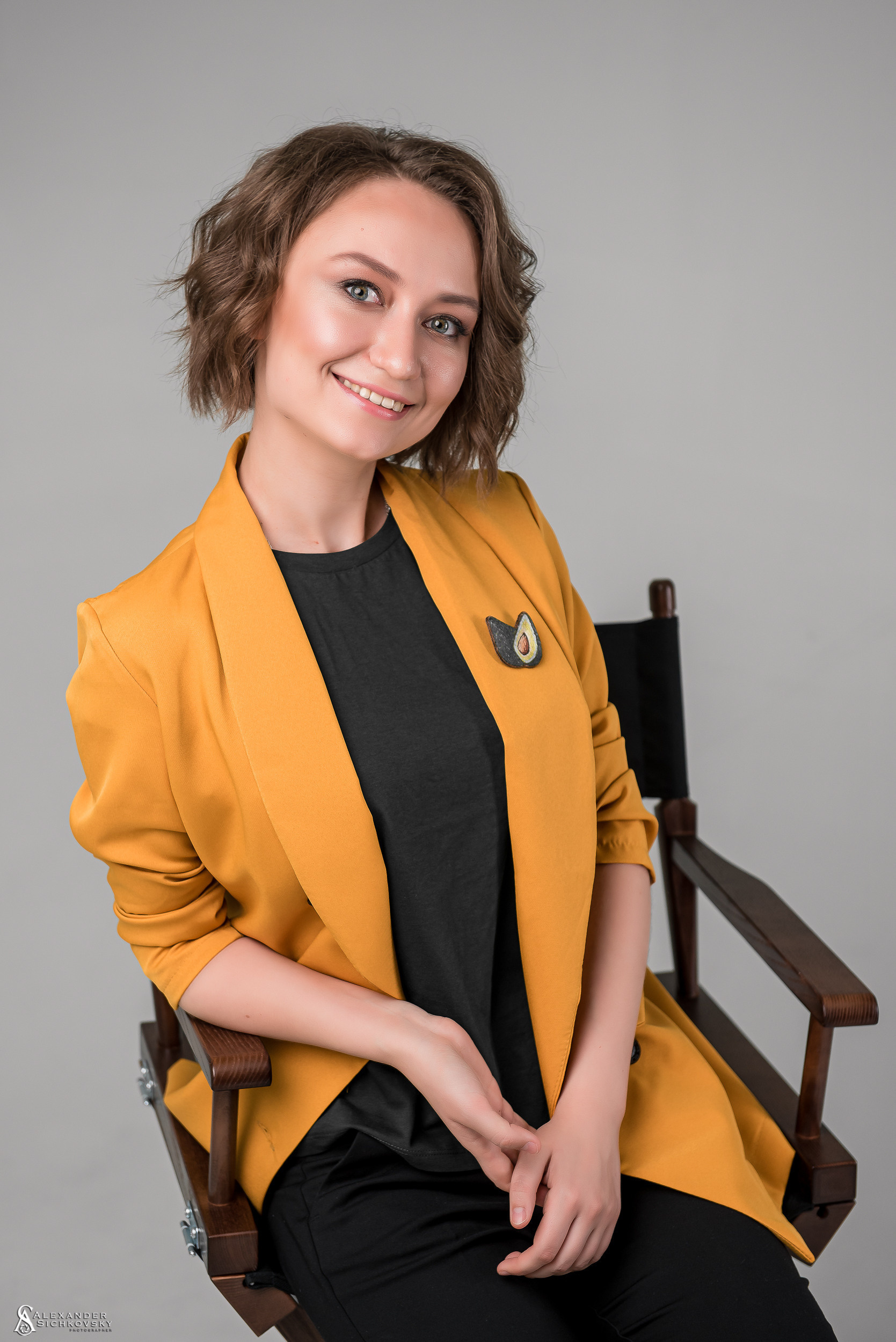 Індивідуальні зйомки та репортаж подій. Предметний фотограф Чернівці для інтернет магазину, сайту, каталогу, контент для бізнесу