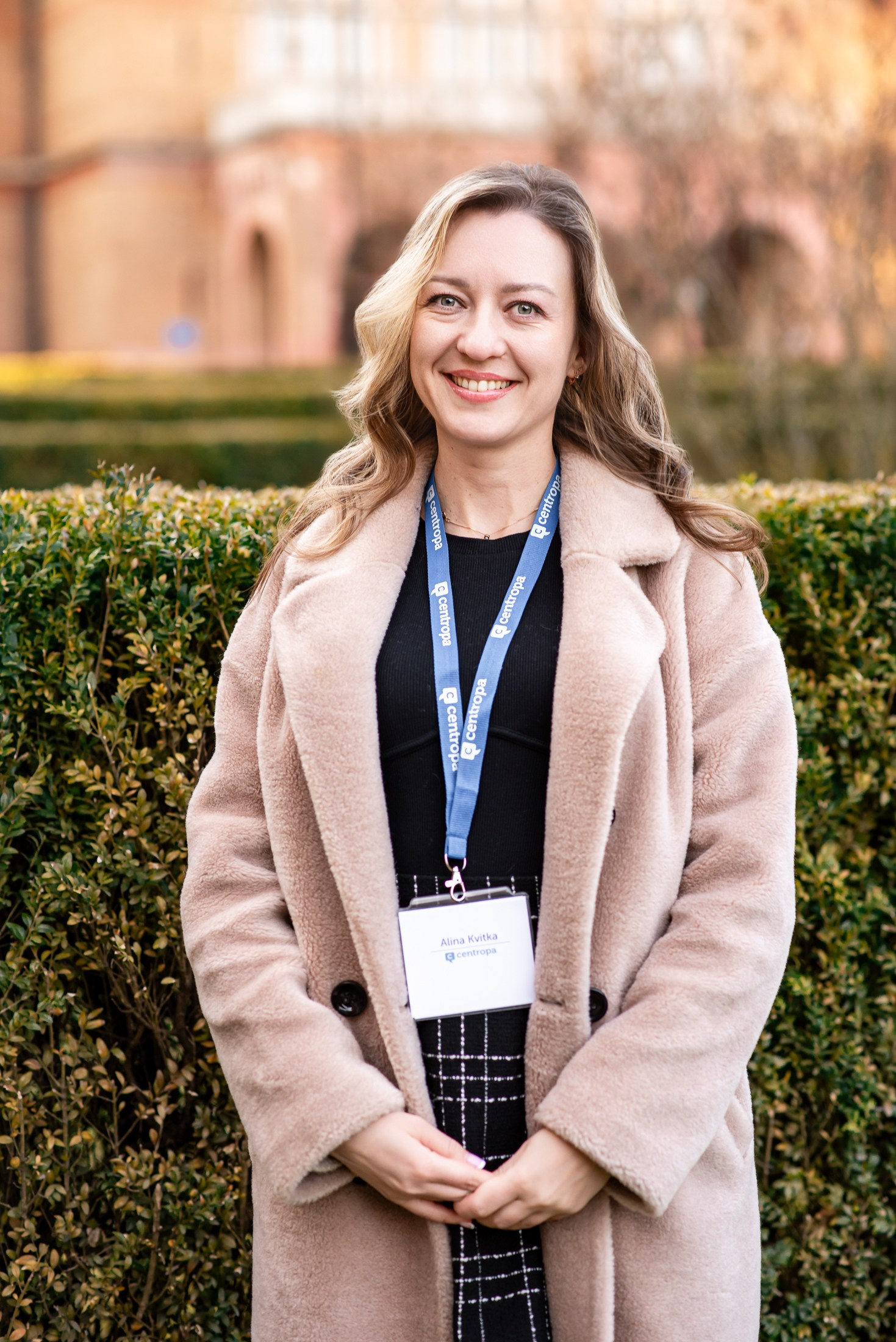 Індивідуальні зйомки та репортаж подій. Предметний фотограф Чернівці для інтернет магазину, сайту, каталогу, контент для бізнесу