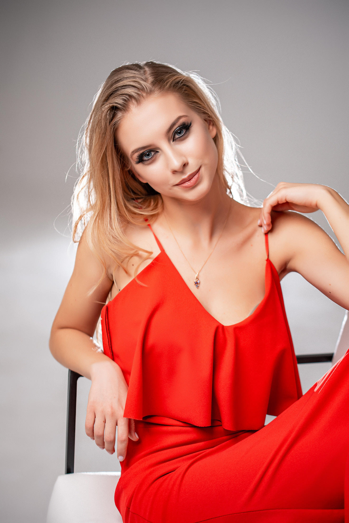 Індивідуальні зйомки та репортаж подій. Предметний фотограф Чернівці для інтернет магазину, сайту, каталогу, контент для бізнесу