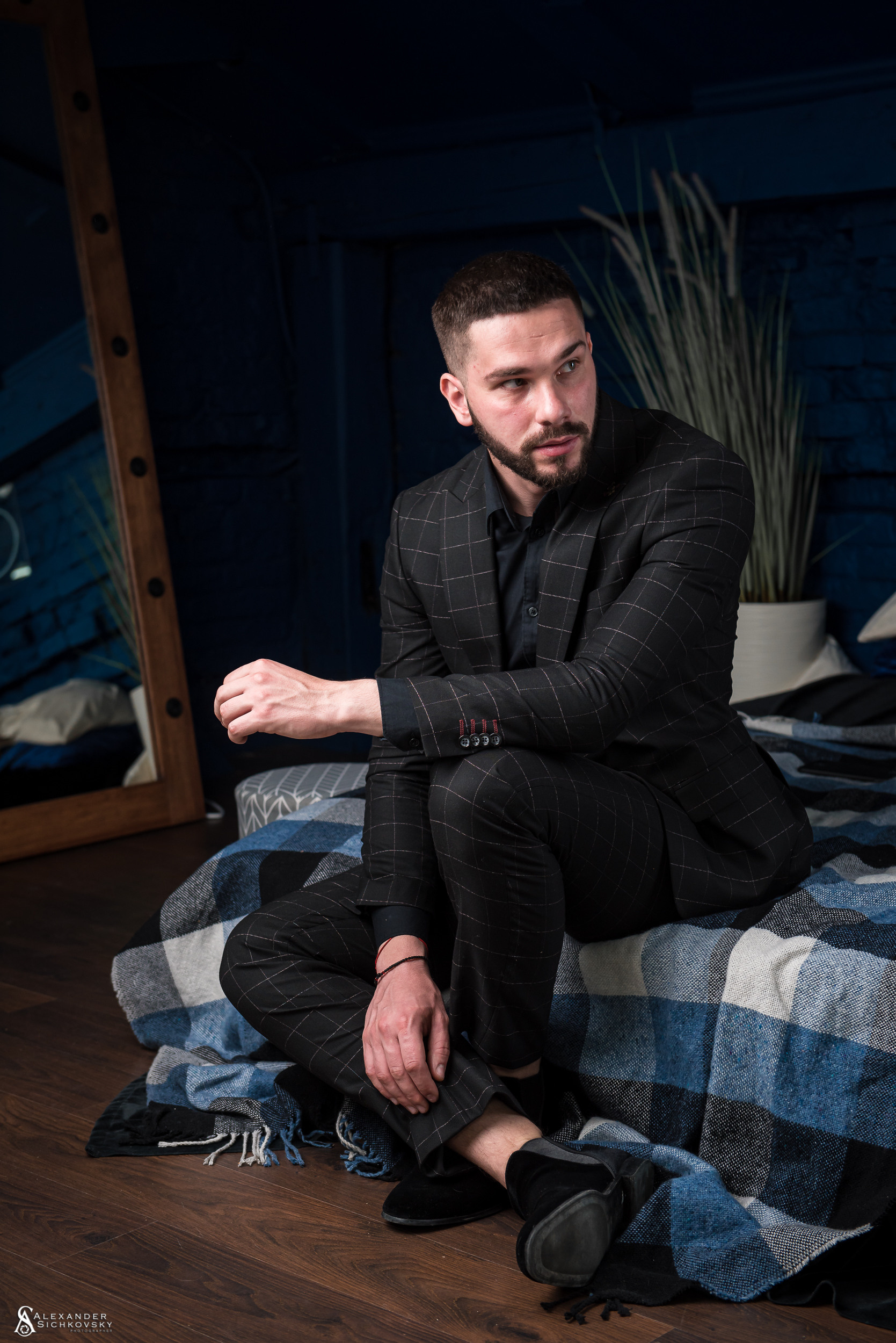 Індивідуальні зйомки та репортаж подій. Предметний фотограф Чернівці для інтернет магазину, сайту, каталогу, контент для бізнесу