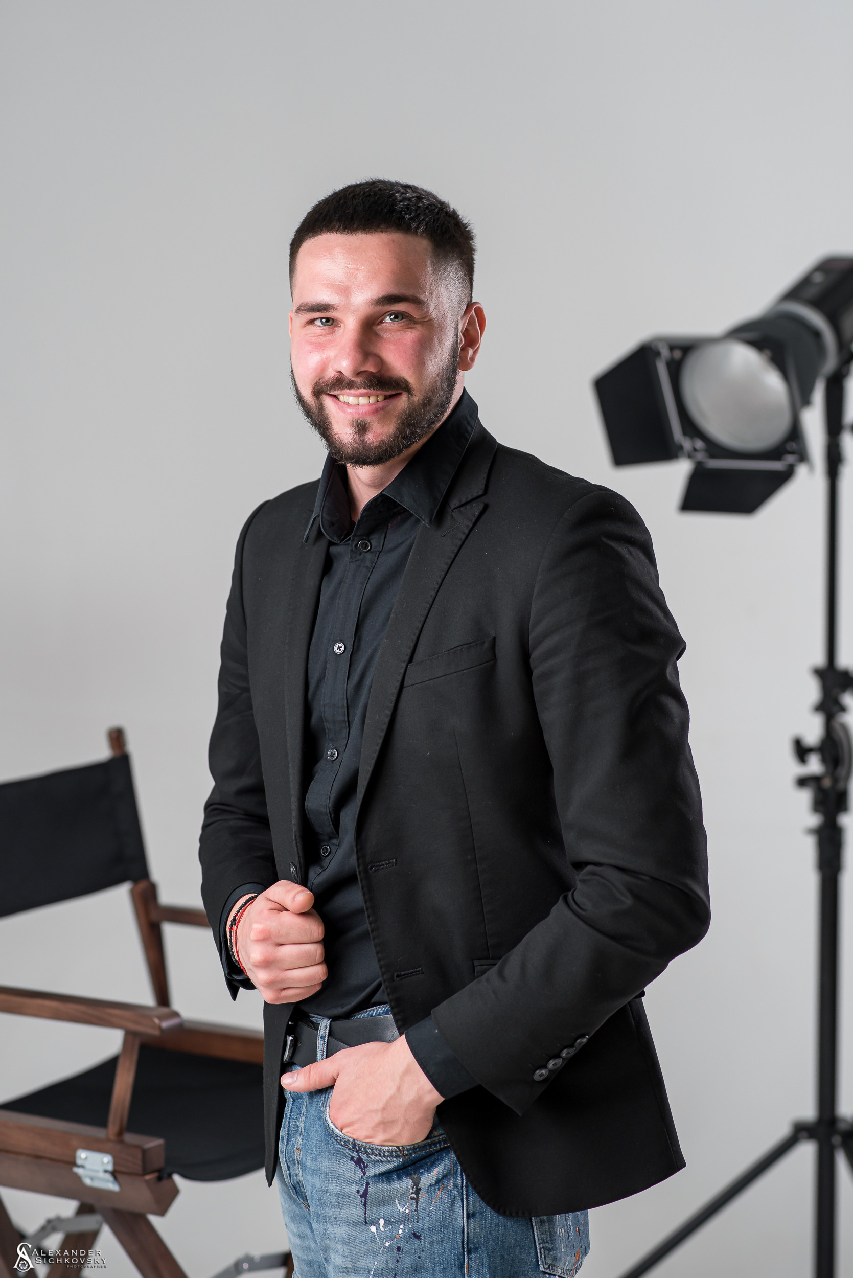 Індивідуальні зйомки та репортаж подій. Предметний фотограф Чернівці для інтернет магазину, сайту, каталогу, контент для бізнесу