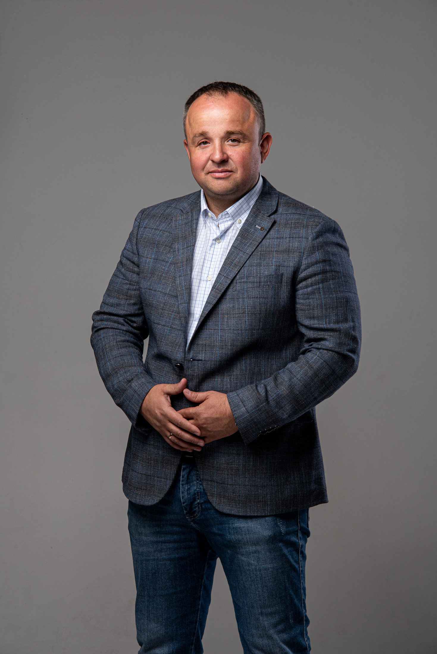 Індивідуальні зйомки та репортаж подій. Предметний фотограф Чернівці для інтернет магазину, сайту, каталогу, контент для бізнесу