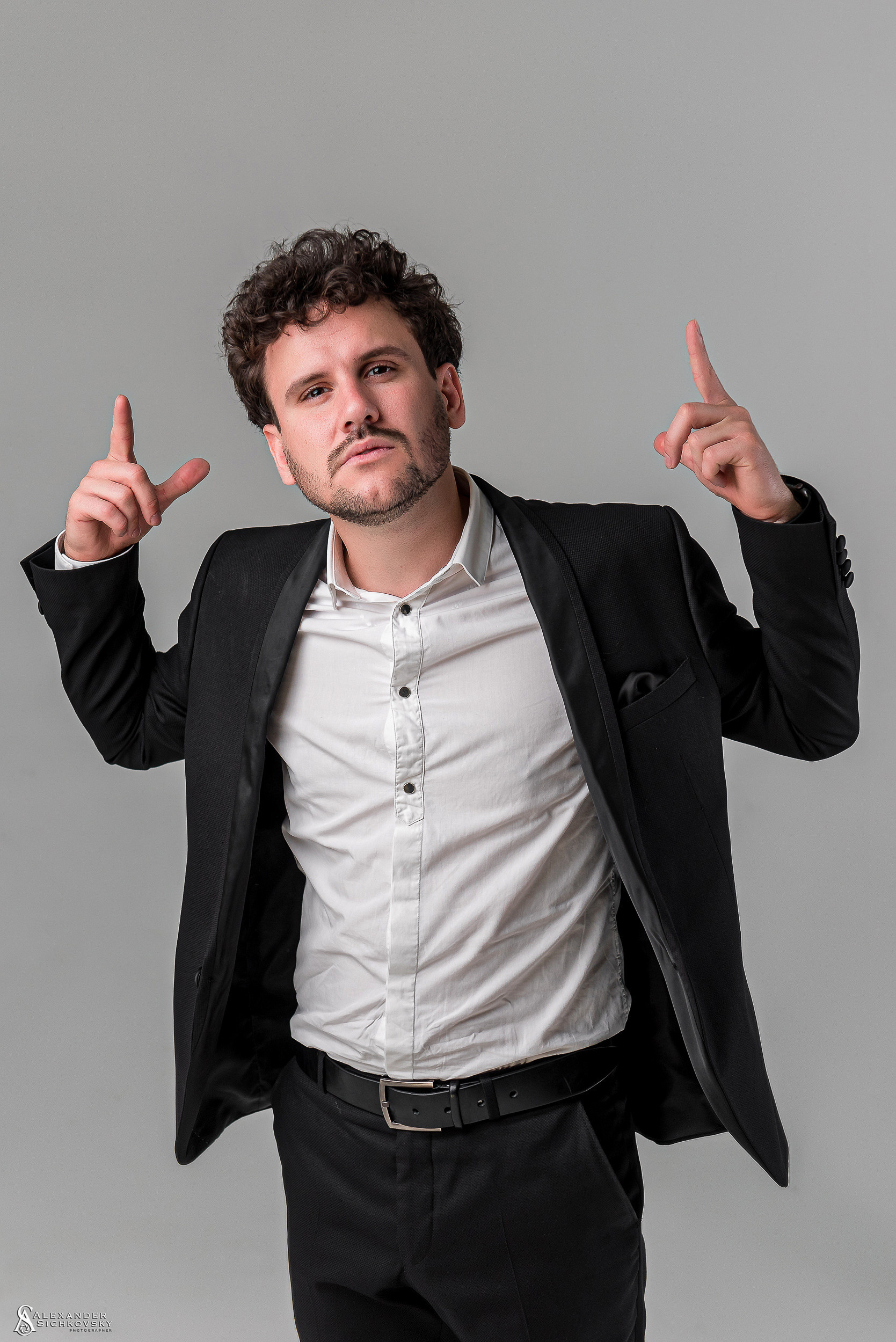 Індивідуальні зйомки та репортаж подій. Предметний фотограф Чернівці для інтернет магазину, сайту, каталогу, контент для бізнесу