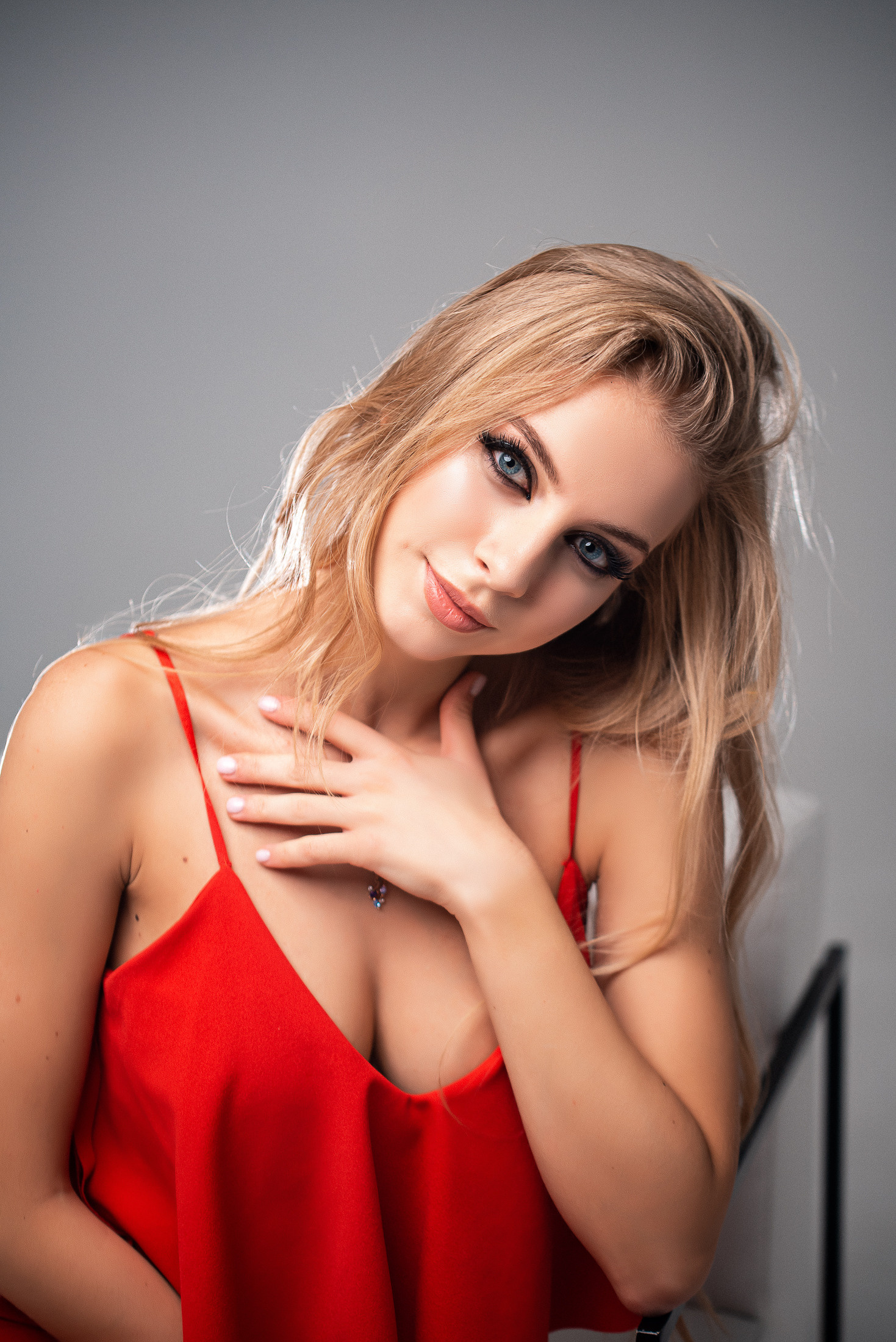 Індивідуальні зйомки та репортаж подій. Предметний фотограф Чернівці для інтернет магазину, сайту, каталогу, контент для бізнесу