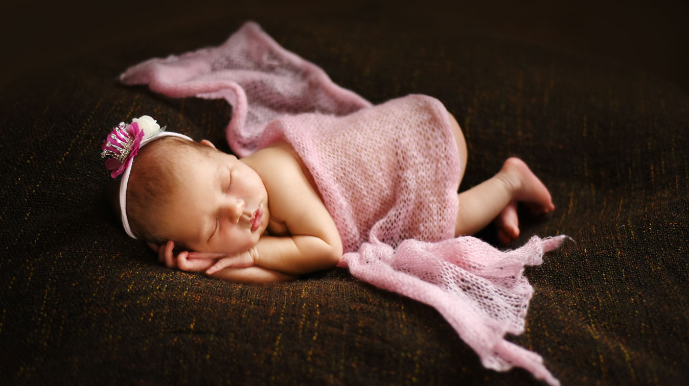 Фотограф новонароджених (newborn) та дитинства у Житомирі Анна Якимчук