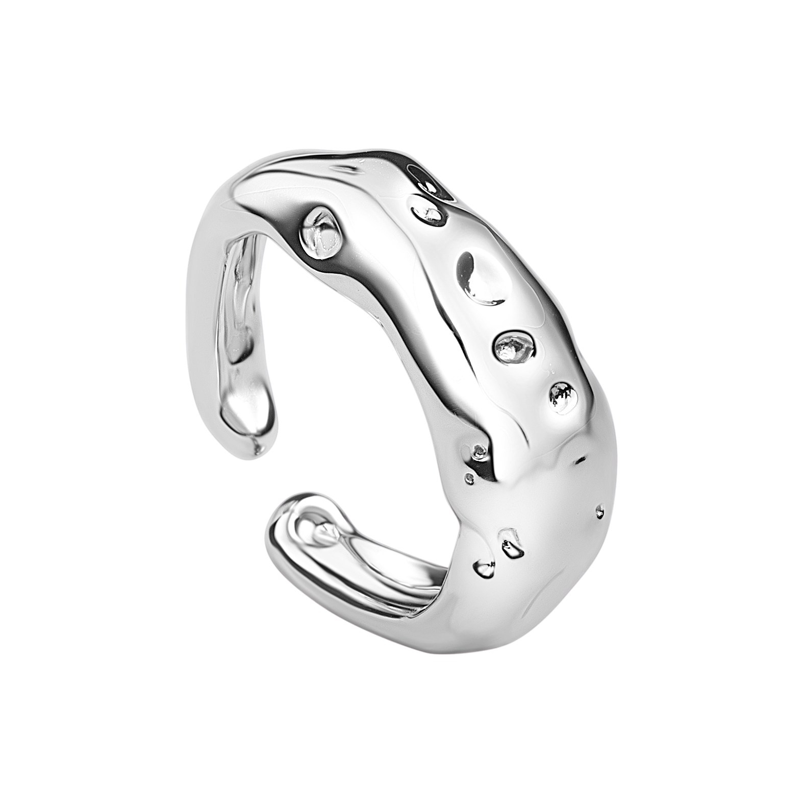 Commercial jewelry photographer Europe — silver earrings product photographyS