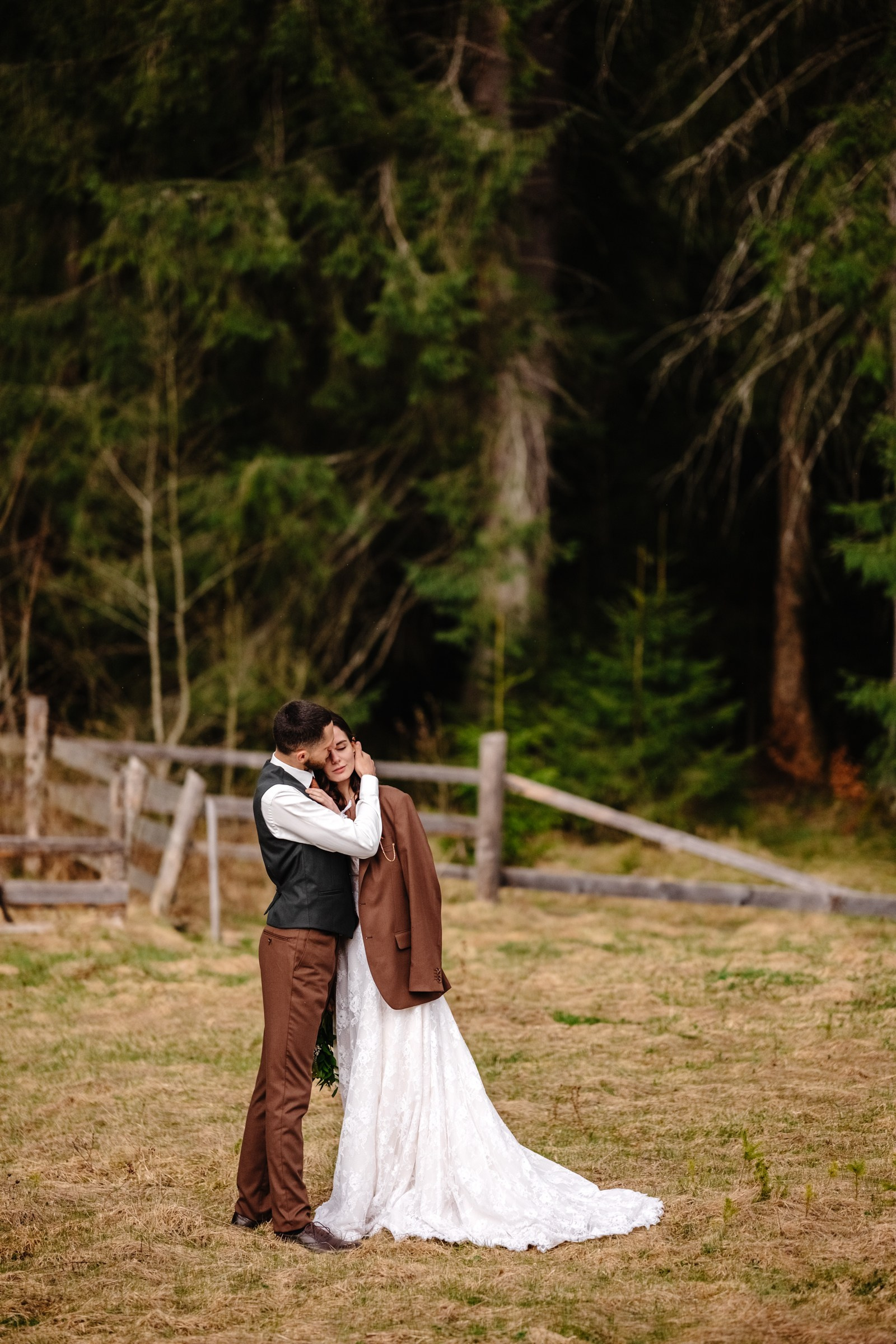 Плотиця Олександр. Весільний та сімейний фотограф