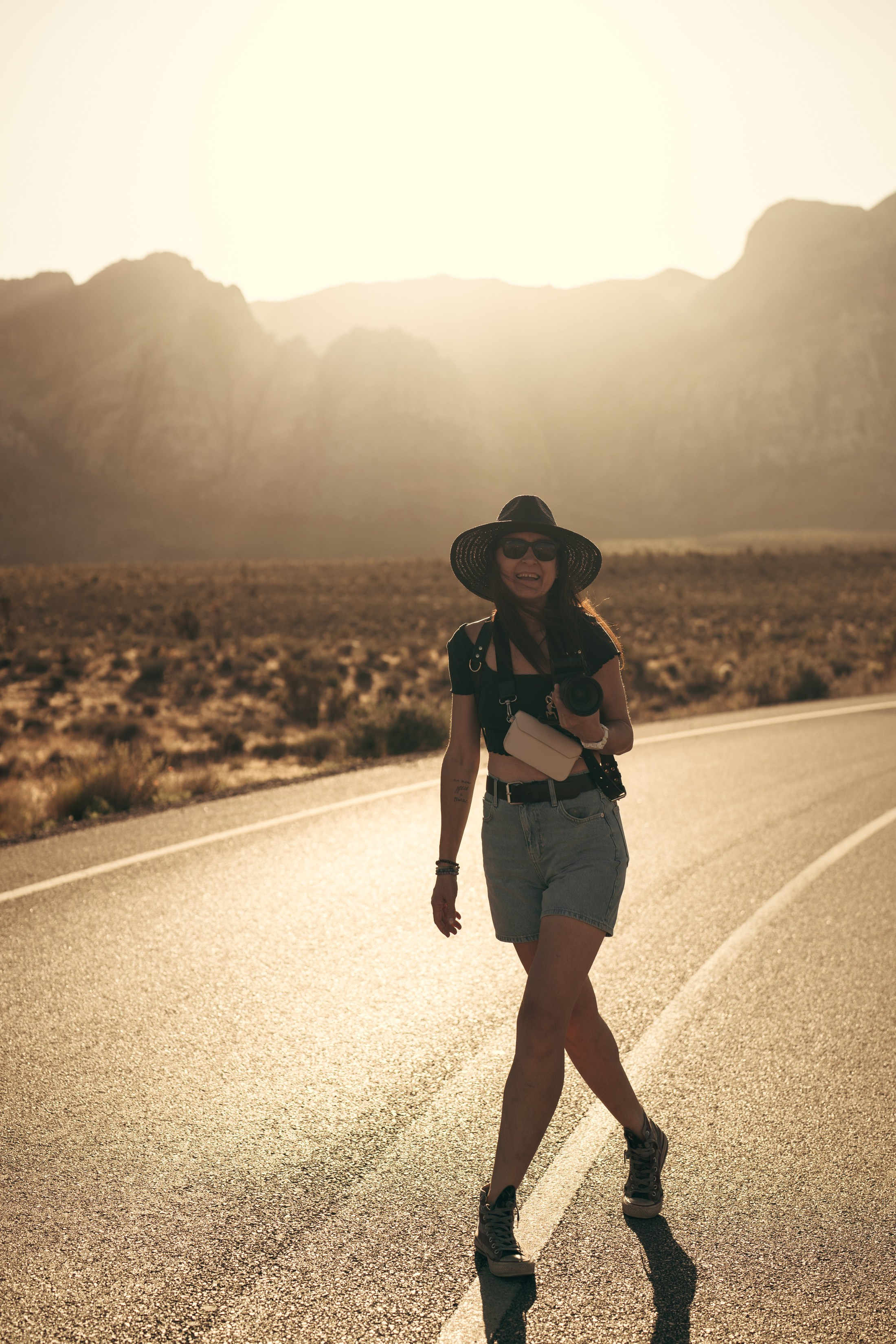 Contact. Wedding & elopement photographer Viktoriya Kravtsov. Las Vegas