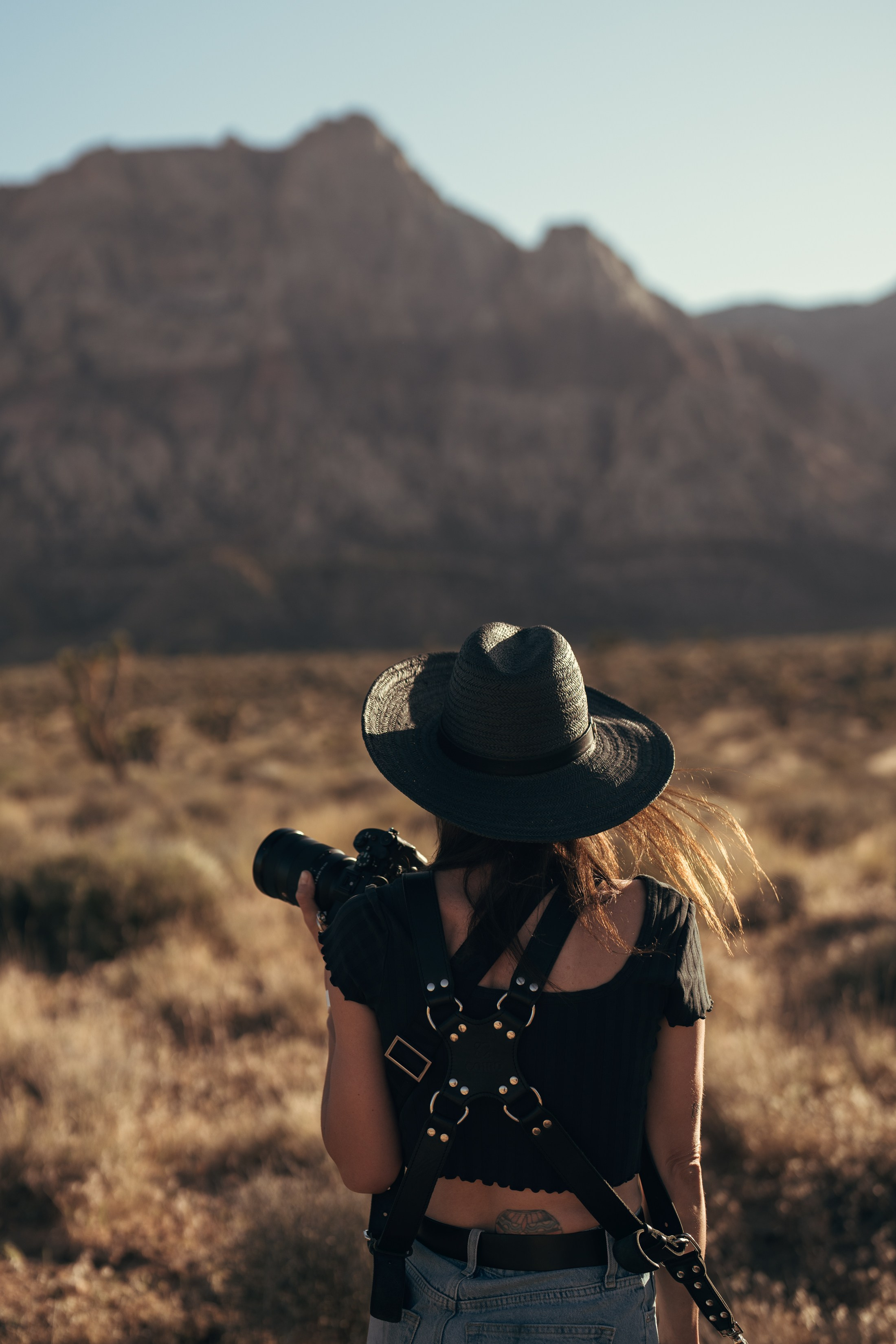 About. Wedding & elopement photographer Viktoriya Kravtsov. Las Vegas