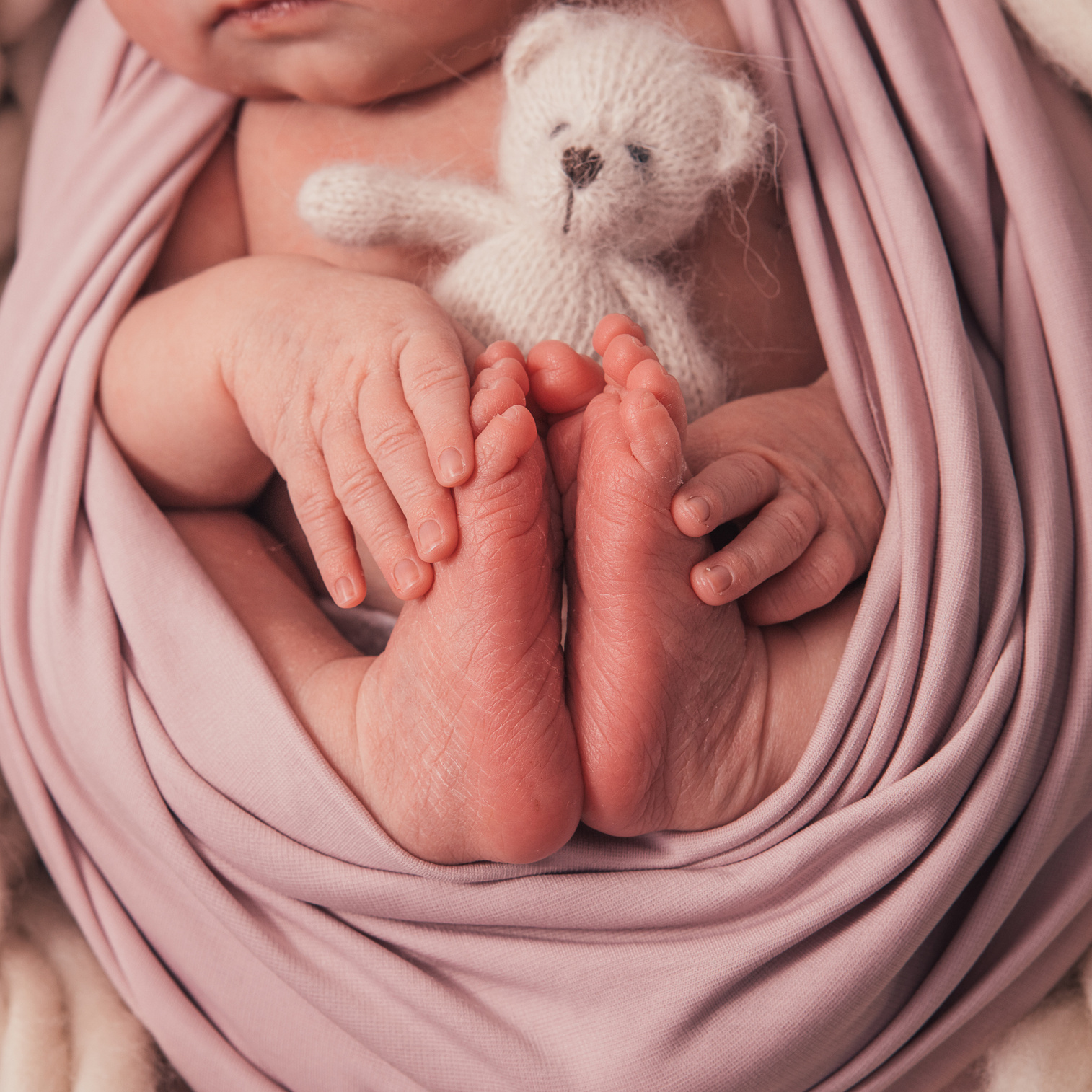 Kira Newborn. Fotograf in Freiburg, Meerim Kaufmann